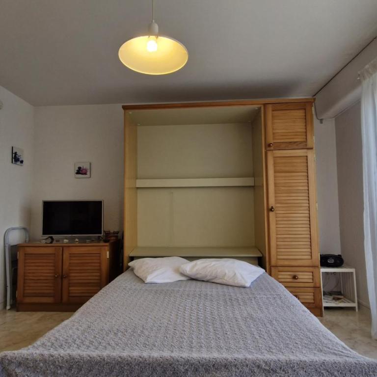 Royan - STUDIO LUMINEUX au calme - 30m de la PLAGE - Quartier du PARC - Appartamento Monolocale - 13