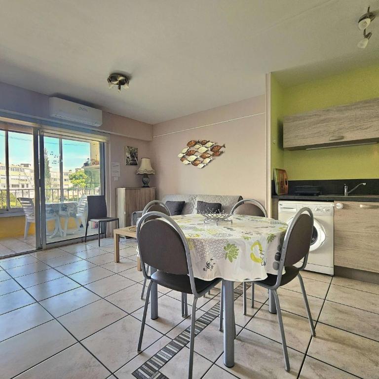 Appartement T2 avec clim, parking et wifi - Balaruc-les-Bains - Appartement 1 Chambre - 3