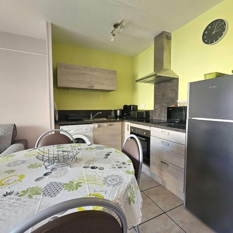 Appartement T2 avec clim, parking et wifi - Balaruc-les-Bains - Appartement 1 Chambre - 4
