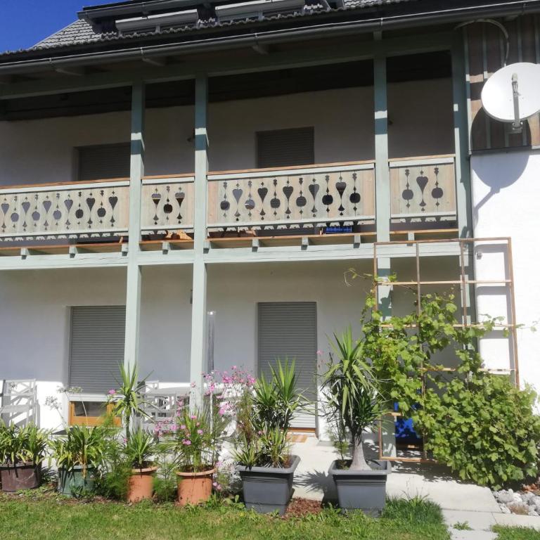 Erlhofer Apartments - Apartment mit 2 Schlafzimmern und Terrasse - 2