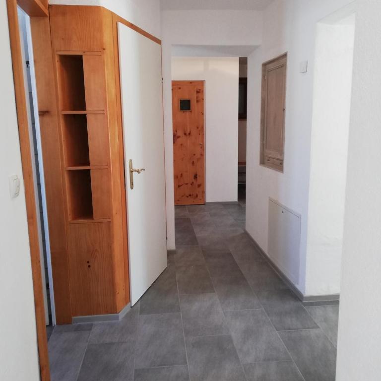 Erlhofer Apartments - Apartment mit 2 Schlafzimmern und Terrasse - 12
