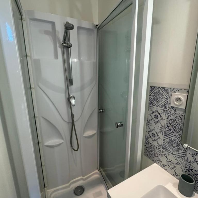 Parenthèse Privative Centre - Two-Bedroom Apartment - 7