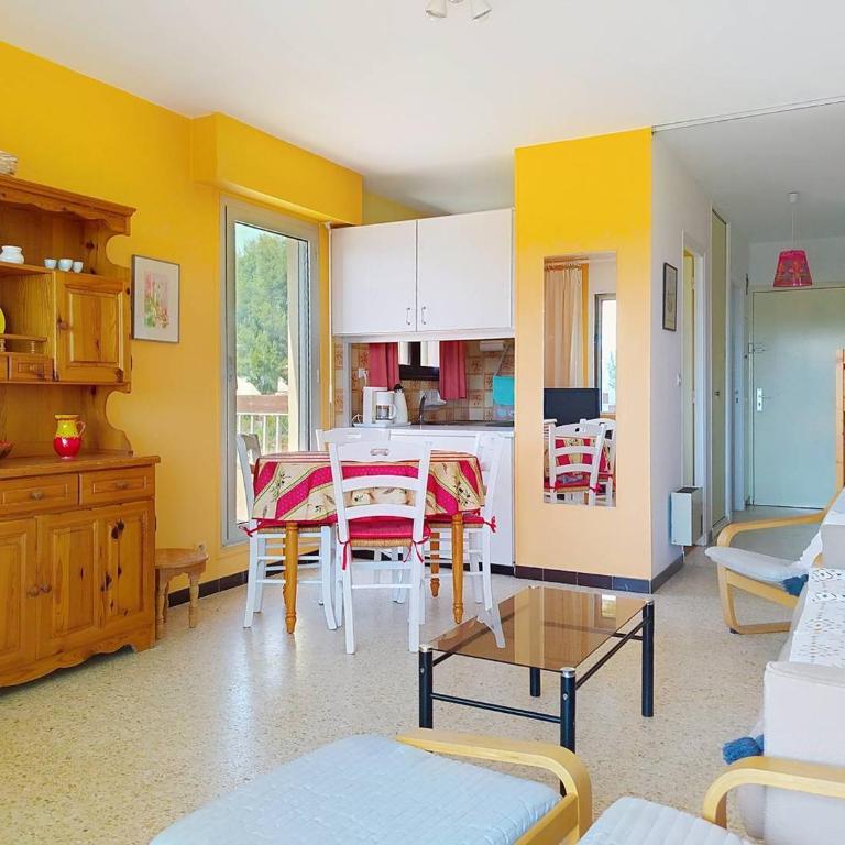 Studio calme avec terrasse à Bormes-les-Mimosas - FR-1-610-17 - Monolocale - 9