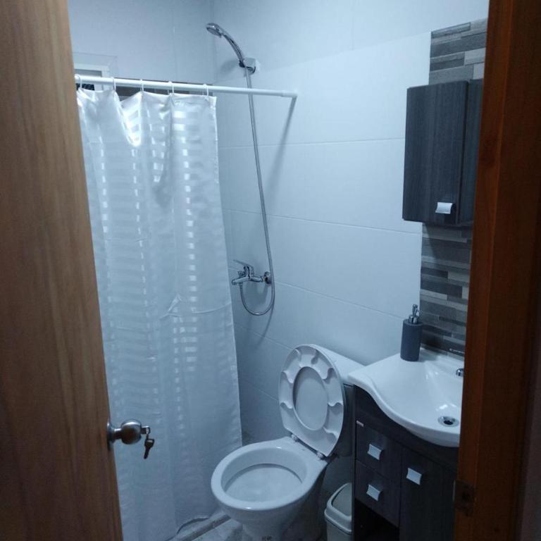 Casa con Barbacoa en ALtos de San Carlos Colonia del Sacramento - Three-Bedroom House - 3