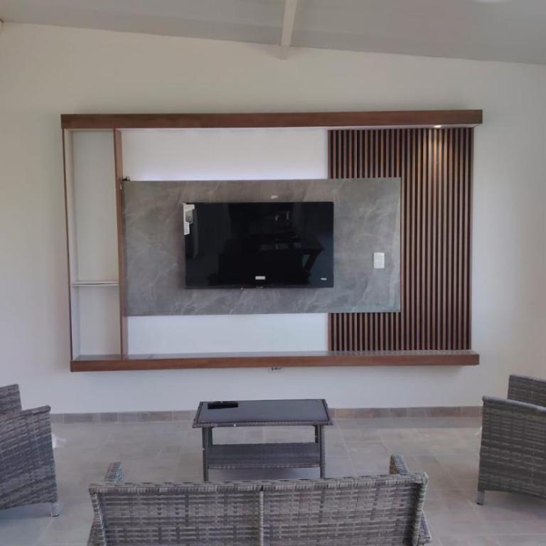 Casa con Barbacoa en ALtos de San Carlos Colonia del Sacramento - Three-Bedroom House - 9
