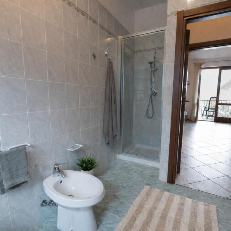 Appartamento Michela 2 by Theater Home - Appartamento con Vista Montagna - 9