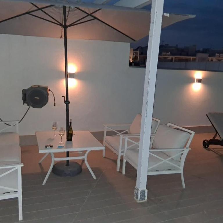 New luxury penthouse, swimming pools, solarium with sea view - Apartamento de 2 dormitorios - 8