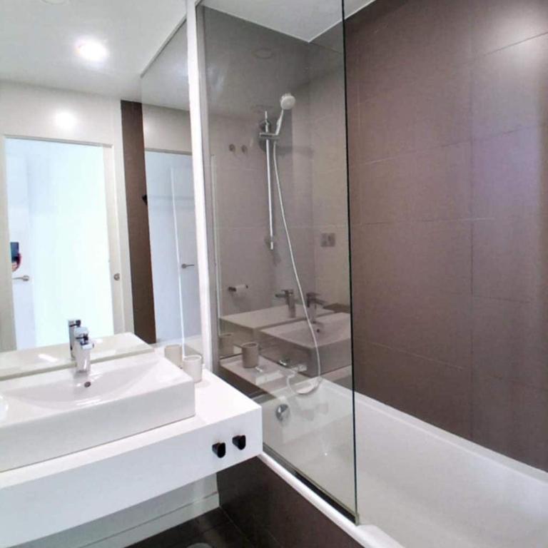 New luxury penthouse, swimming pools, solarium with sea view - Apartamento de 2 dormitorios - 26