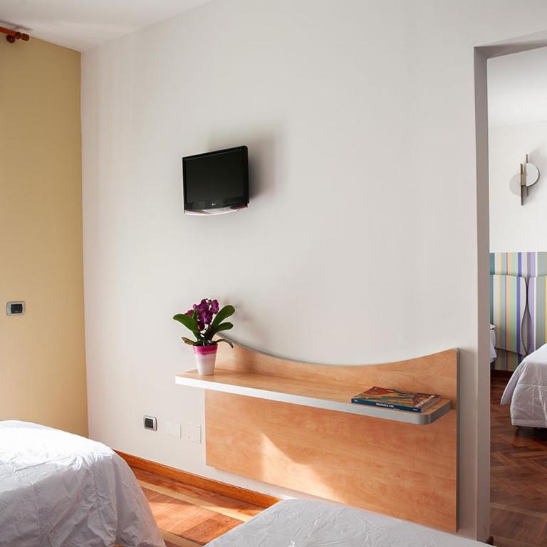 HA Hotel - Camera Familiare - 2