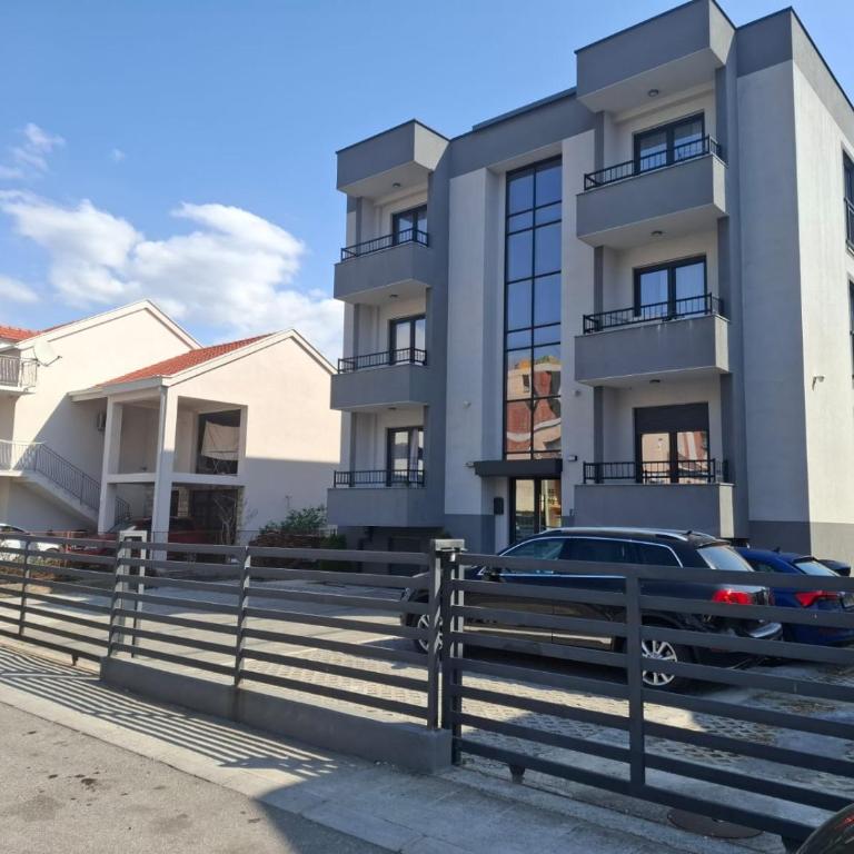 City Nest Podgorica with Free Parking - One-Bedroom Apartment - 17