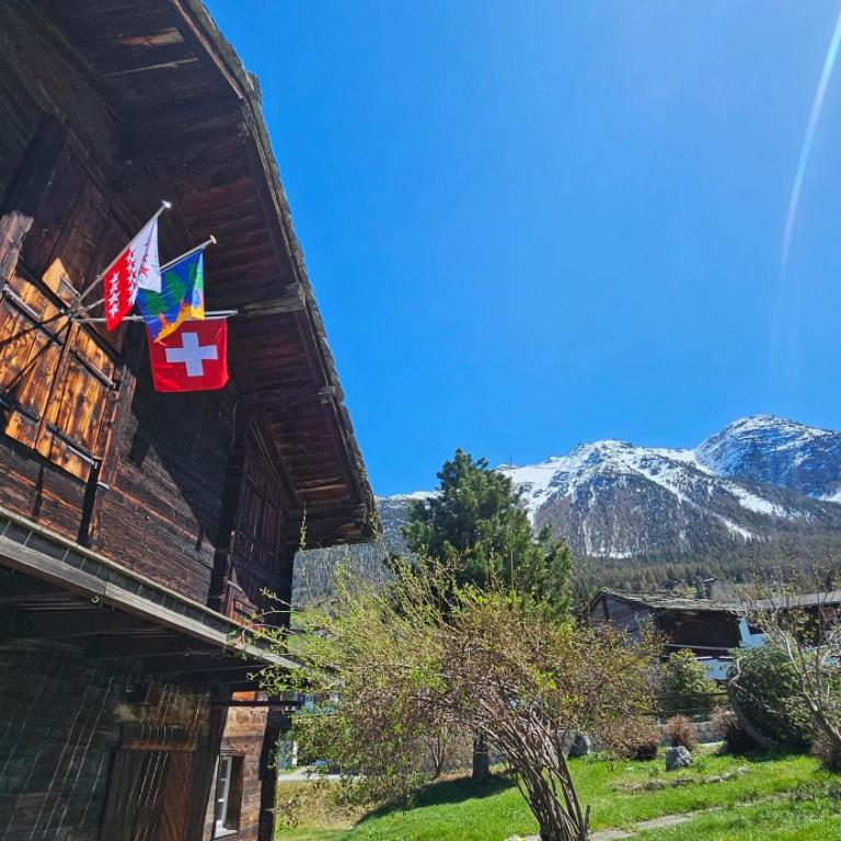 Grächbiel Mountain Rooms Small rooms with mountain feeling - Doppelzimmer mit Berg-Charme - 12