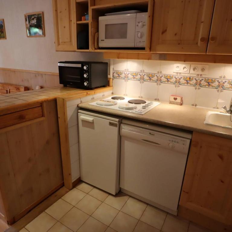 Appartement fonctionnel 4-6 pers avec piscine, TV, lave-vaisselle et balcon à Arêches-Beaufort - Appartement 1 Chambre - 6