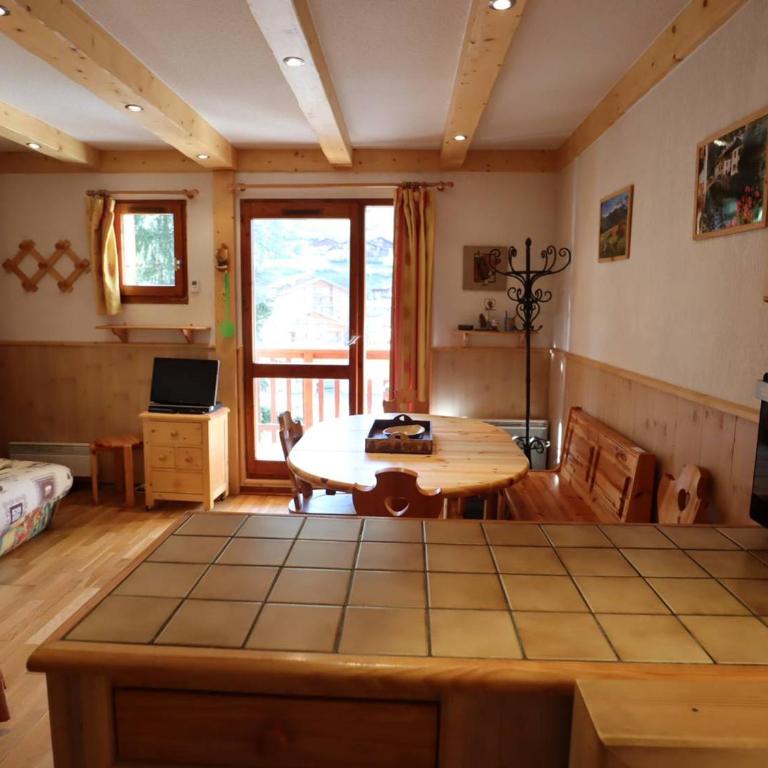 Appartement fonctionnel 4-6 pers avec piscine, TV, lave-vaisselle et balcon à Arêches-Beaufort - Appartement 1 Chambre - 12