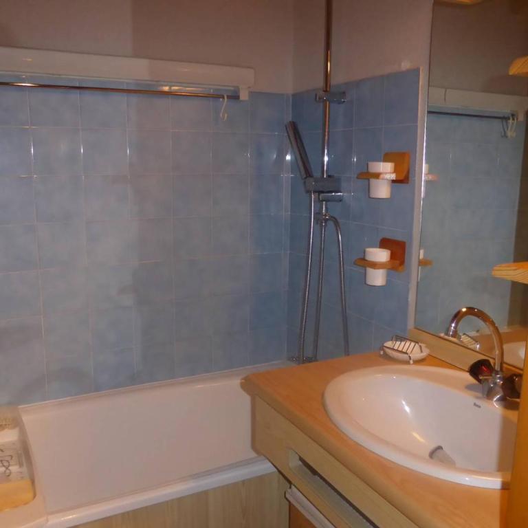 Duplex cosy et spacieux avec piscine et balcon proche des pistes pour 4-5 personnes à Arêches-Beaufort - Appartement 2 Chambres - 10