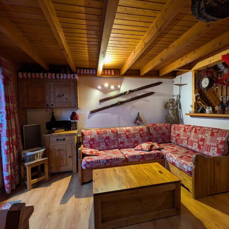 Duplex montagnard 6 pers avec piscine et loggia, Arêches - FR-1-342-327 - Apartment - 1