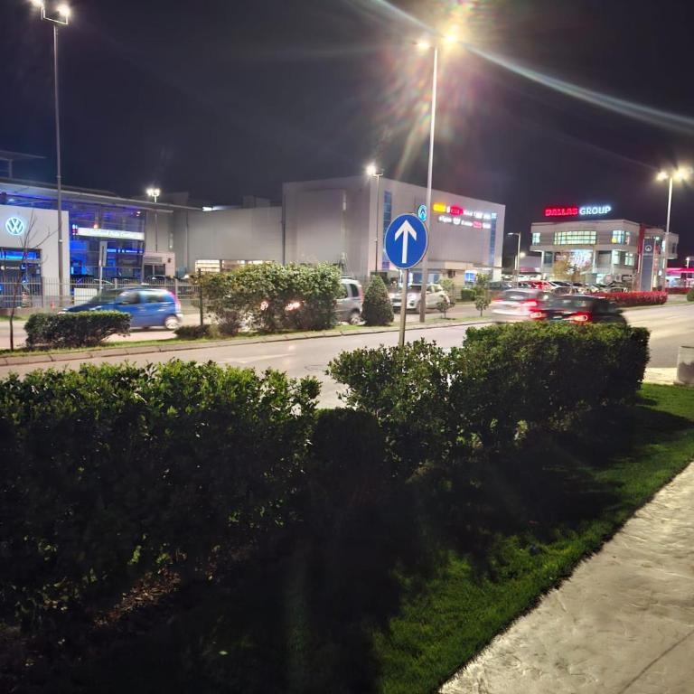 City Nest Podgorica with Free Parking - One-Bedroom Apartment - 20