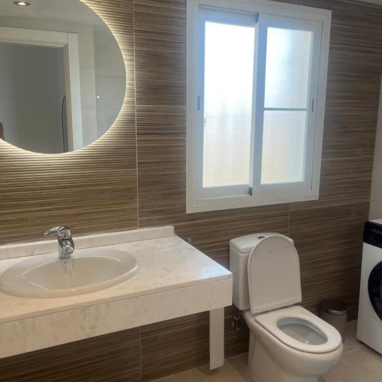 Charming 2Bedroom, Spectacular Views! - Apartamento de 2 dormitorios - 9
