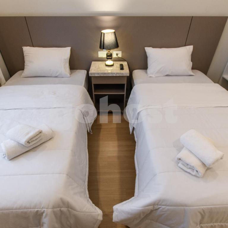 Elegant 2 bedroom apartment near Paseo La Galeria - Apartment - 22