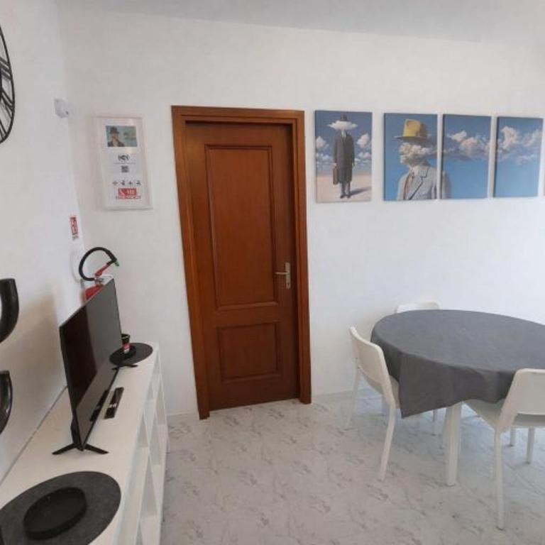 La Casa di Enry - One-Bedroom Apartment - 10