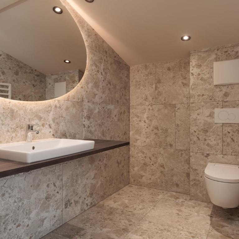 Suitehouse, Premium Apartments, Pools & Spa in Dolomites - by Familiaris - Suite - 11