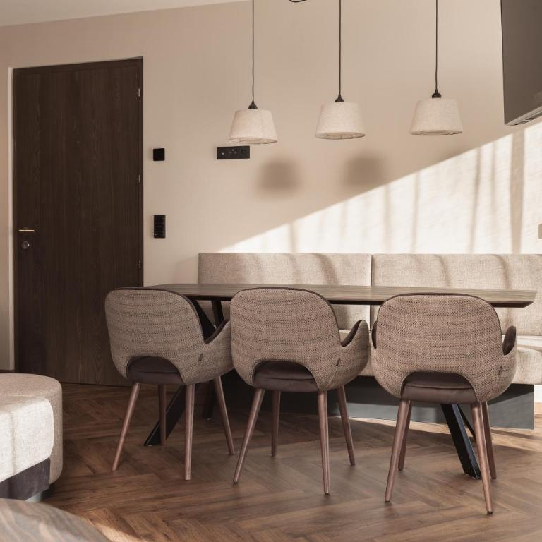 Suitehouse, Premium Apartments, Pools & Spa in Dolomites - by Familiaris - Suite Familiare - 13