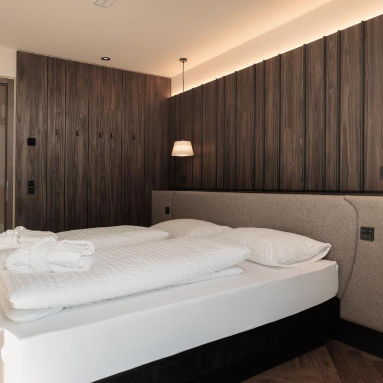 Suitehouse, Premium Apartments, Pools & Spa in Dolomites - by Familiaris - Suite Familiare - 22