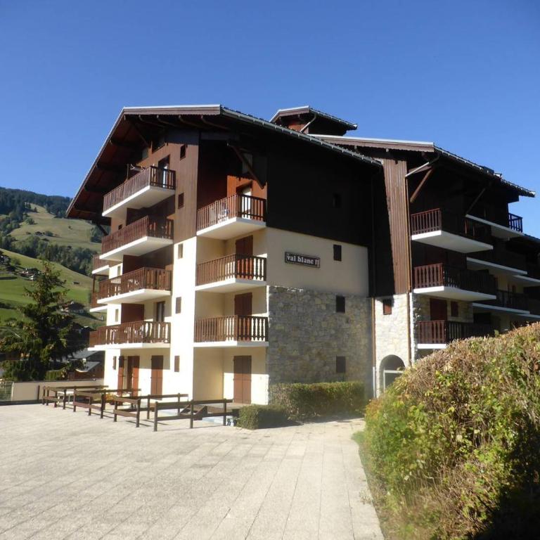 Appartement familial à Arêches-Beaufort - 6 pers, 3 chambres, terrasse, piscine, proche ski et village - Appartement 2 Chambres - 9