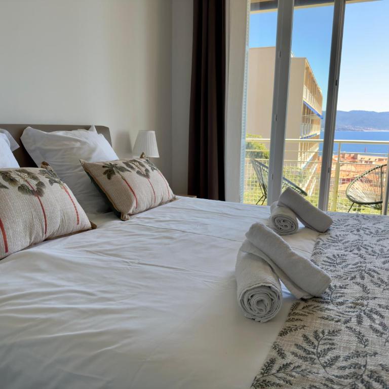 Eugénie T4 vue mer centre-ville - Appartamento con 3 Camere da Letto e Vista Mare - 24