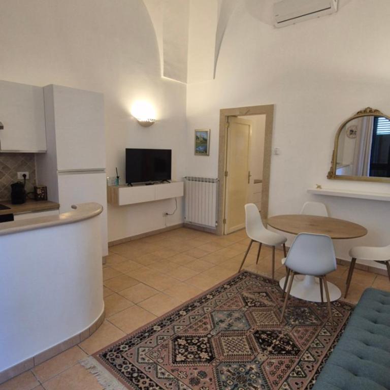 Dimora Rubini - One-Bedroom Apartment - 2