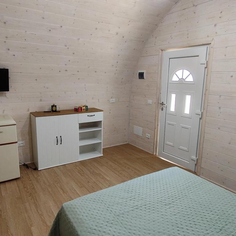Camping Luni - Bungalow con 1 Camera da Letto - 10