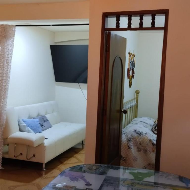 Casa Rosas - Two-Bedroom Apartment - 8