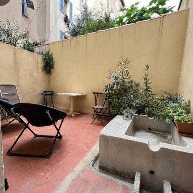 Charmant T2 avec Cour Privée au coeur du Panier centre - Vieux Port - Appartement 1 Chambre - 21