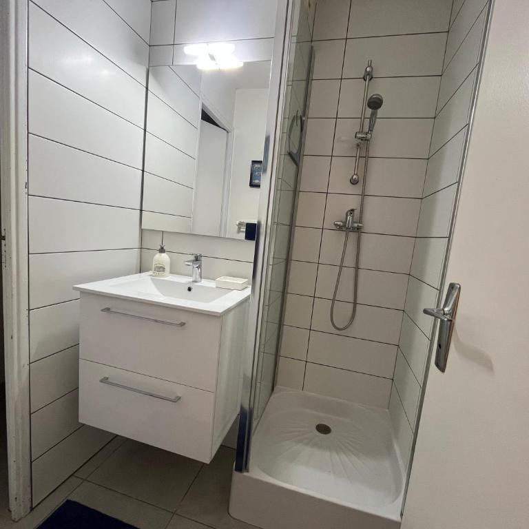 Appartement bord de mer Saint Pierre la Mer - Apartment mit 2 Schlafzimmern - 10