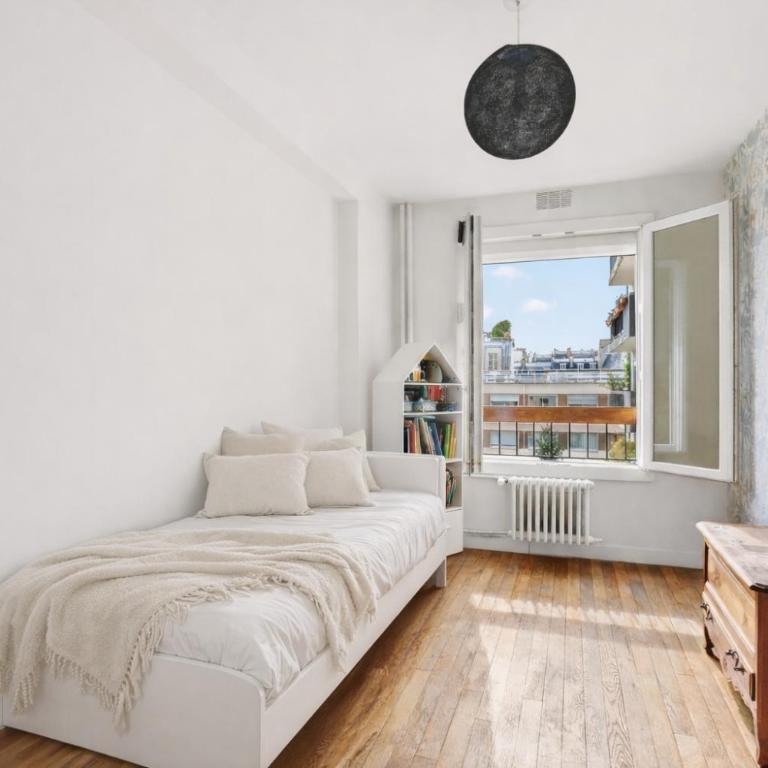 Bright & Quiet 3BR with Balconies in Paris 11th - Apartamento de 3 dormitorios - 7