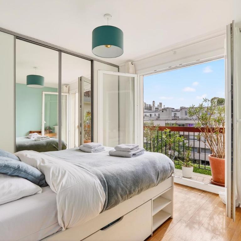 Bright & Quiet 3BR with Balconies in Paris 11th - Apartamento de 3 dormitorios - 4
