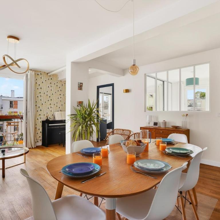 Bright & Quiet 3BR with Balconies in Paris 11th - Apartamento de 3 dormitorios - 12