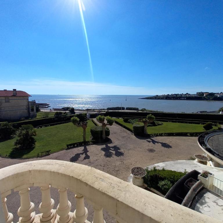 Royan - VUE MAGIQUE pour cet APPARTEMENT au 1er étage - Résidence du Golf - Apartamento de 1 dormitorio con vistas al mar - 1