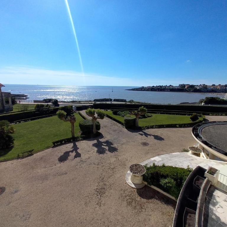 Royan - VUE MAGIQUE pour cet APPARTEMENT au 1er étage - Résidence du Golf - Apartamento de 1 dormitorio con vistas al mar - 14