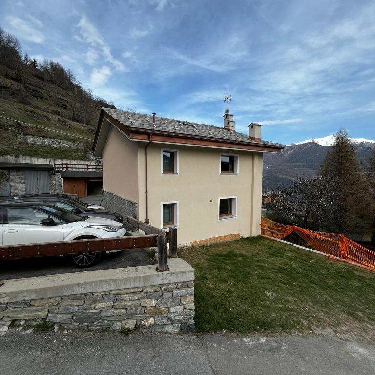 Lo Boneur - Two-Bedroom Apartment with Balcony - 27