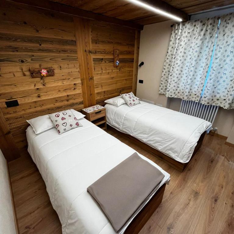 Lo Boneur - Two-Bedroom Apartment with Balcony - 16