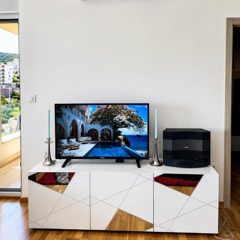 Becici Coastal Retreat - Apartman sa 2 Spavaće Sobe - 4