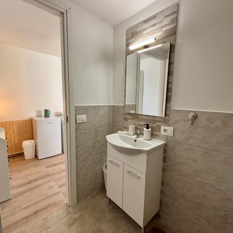 Loft & Solarium - One-Bedroom House - 10