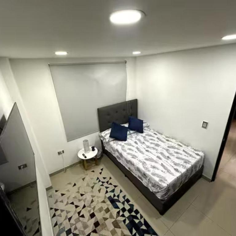 Ático Laureles - Habitación Doble Pequeña - 14