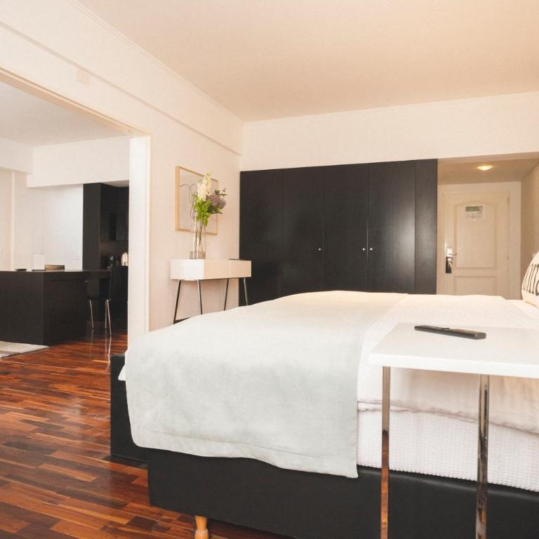 Hotel Tolosa - Executive Deluxe Room (2 Adults + 1 Child) - 7