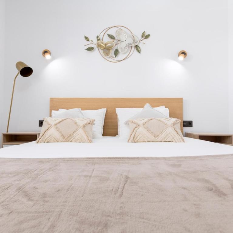 Stunning central apartment - One-Bedroom Apartment - 11