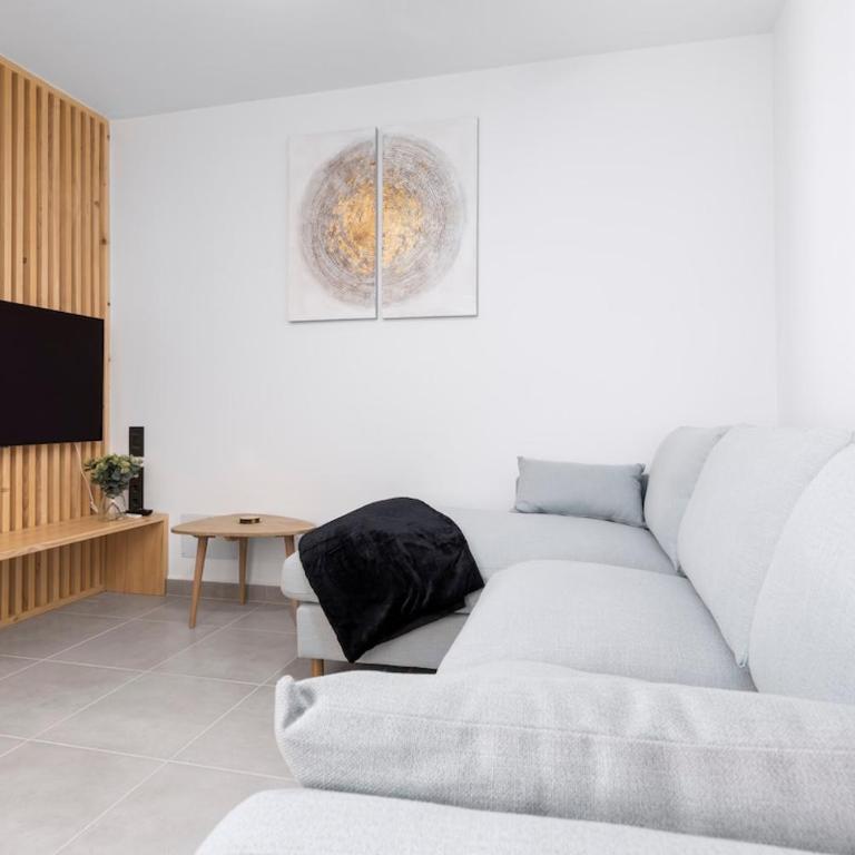 Stunning central apartment - One-Bedroom Apartment - 7