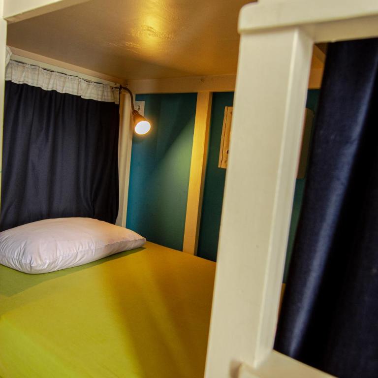 Casa Caracol - Cama en habitación compartida mixta de 4 camas con baño privado externo - 8