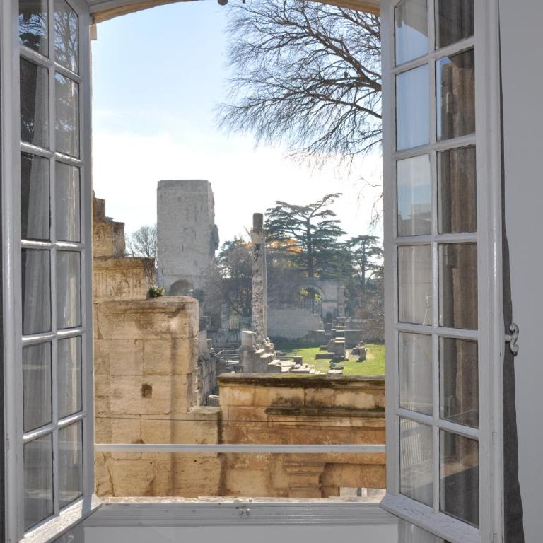 Holiday in Arles -Appartement du Théâtre Antique - One-Bedroom Apartment - 1