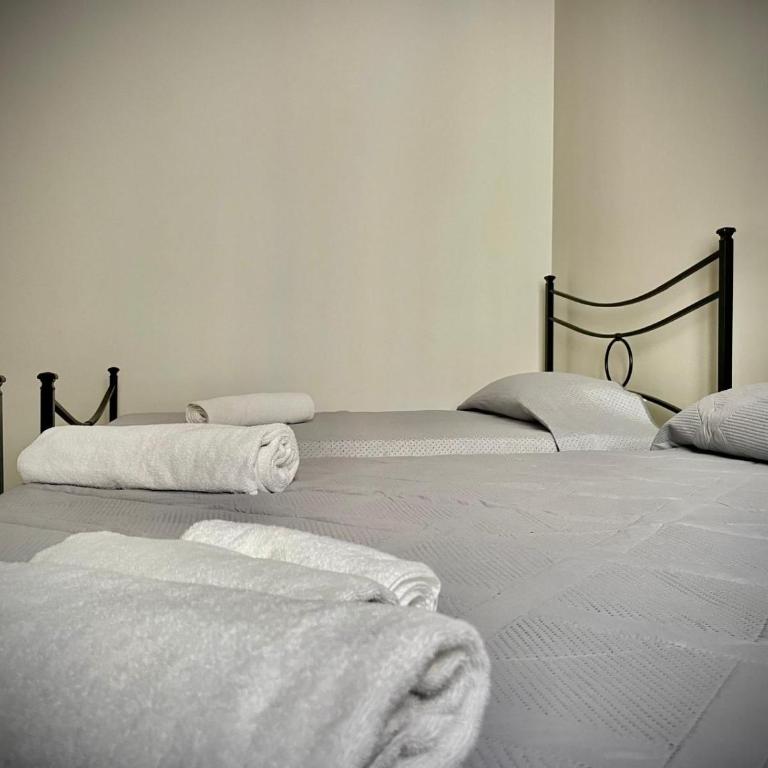 B&B Resto al Sud 2 - Camera Familiare - 5