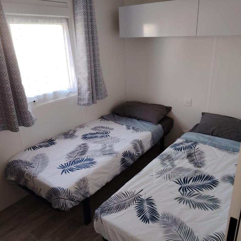 MOBIL-HOME "A13" tout confort avec piscine & lave-linge gratuits - Appartement 3 Chambres - 15
